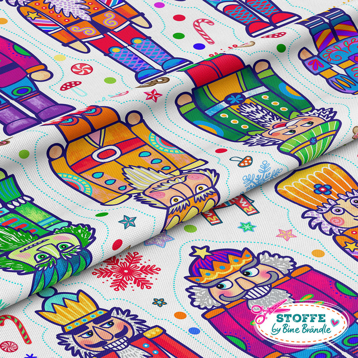 Nussknackerstoff groß - Stoff Klassiker - als Set mit allen 8 Nussknacker zum Figuren nähen